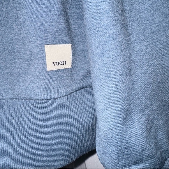 Vuori Halo Long Sleeve Crew Pullover M Light Blue - Picture 6 of 8